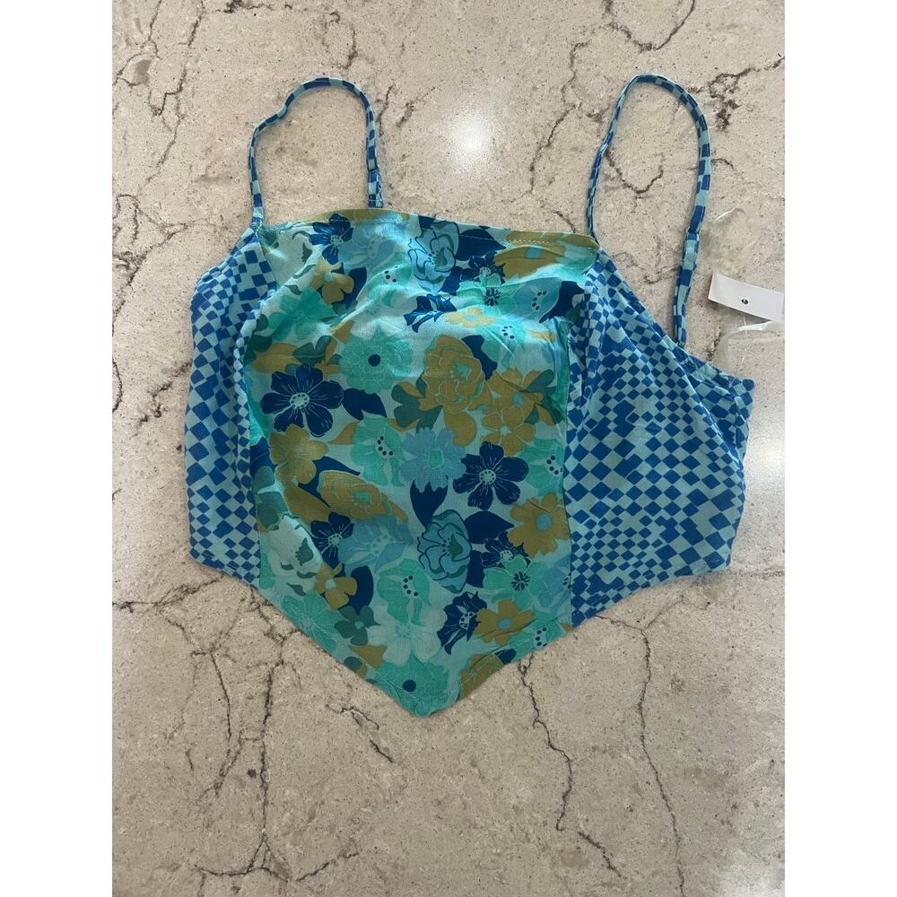 Sonoma Goods For Life Blue & Green Floral Crop Tank 
Size XS